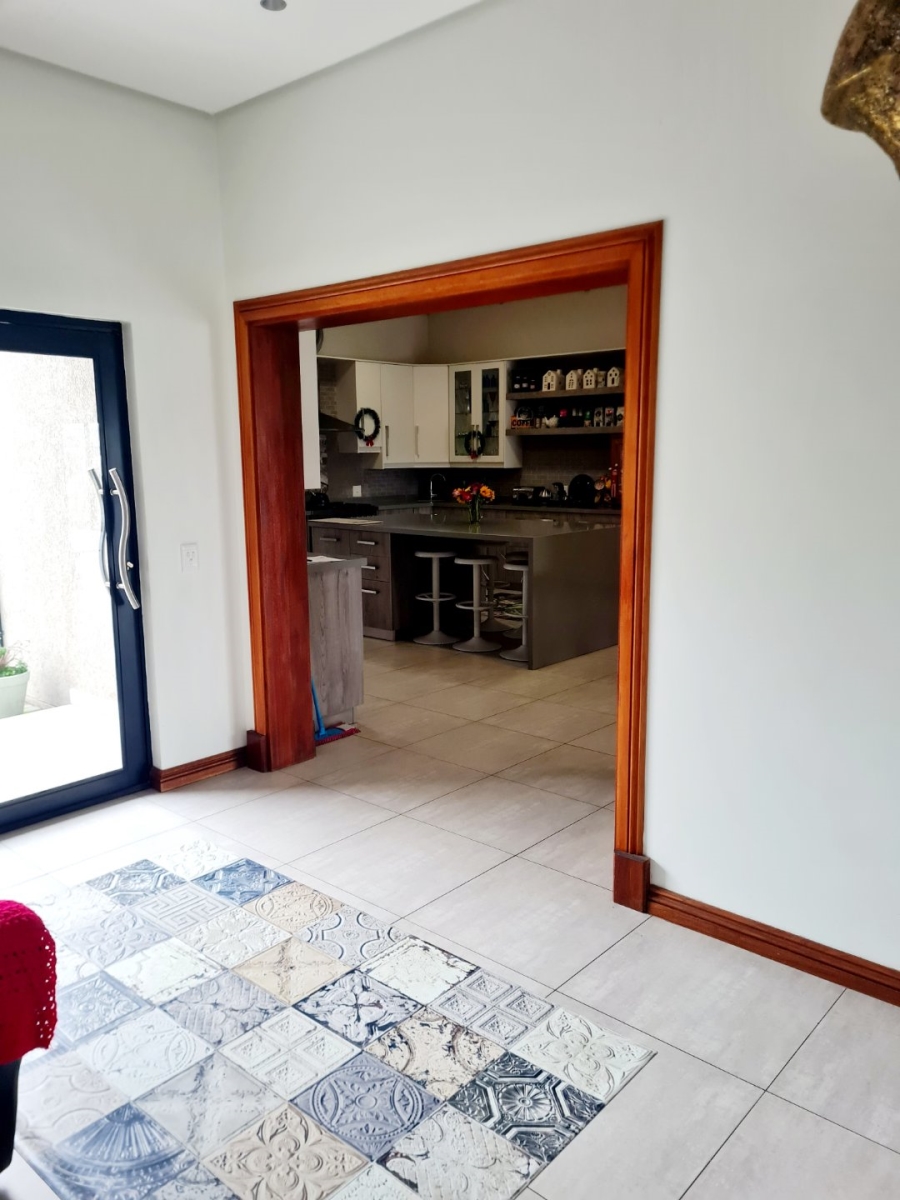 4 Bedroom Property for Sale in Heron Banks Golf Estate Free State